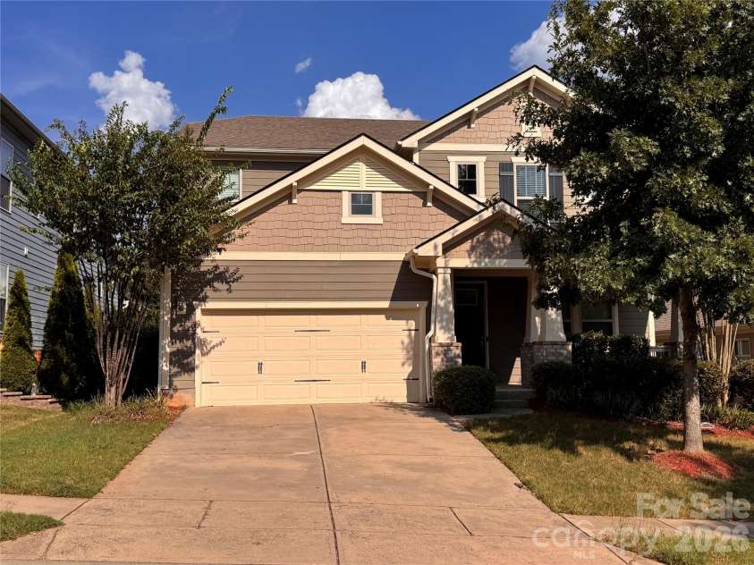 6051 Drave Lane, Fort Mill, SC 29715.  MLS# CAR4425064, YatesRealty ID 53762. 