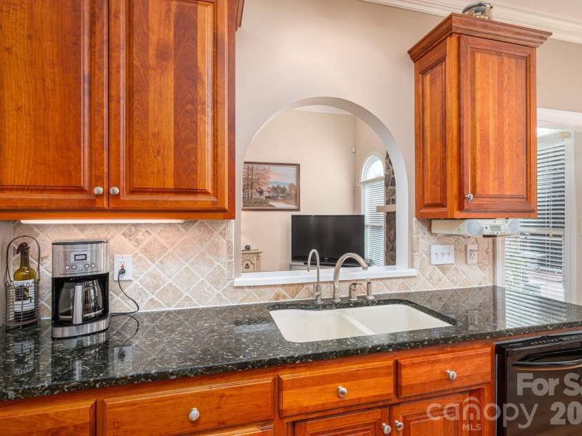 145 Chippawa Drive, Dallas, NC 28034.  MLS# CAR4425711, YatesRealty ID 53763. 