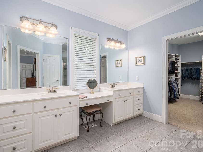 145 Chippawa Drive, Dallas, NC 28034.  MLS# CAR4425711, YatesRealty ID 53763. 