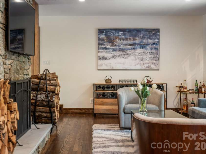 3 Maplewood Parkway, Asheville, NC 28804.  MLS# CAR4425655, YatesRealty ID 53767. 
