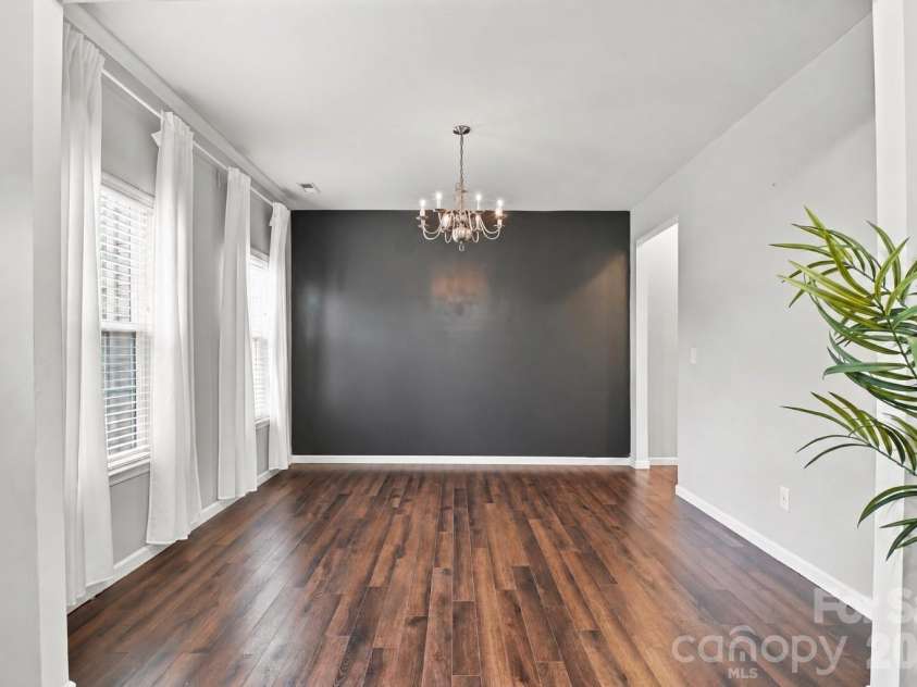 13104 Red Vulcan Court, Charlotte, NC 28213.  MLS# CAR4428322, YatesRealty ID 53768. 