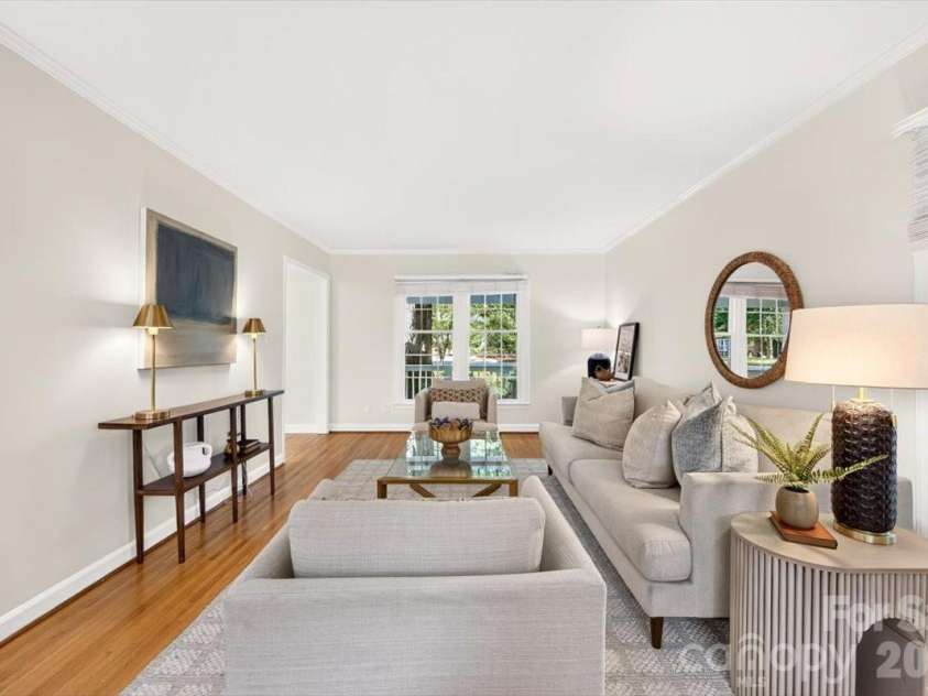 6607 Long Meadow Road, Charlotte, NC 28210.  MLS# CAR4427099, YatesRealty ID 53769. 