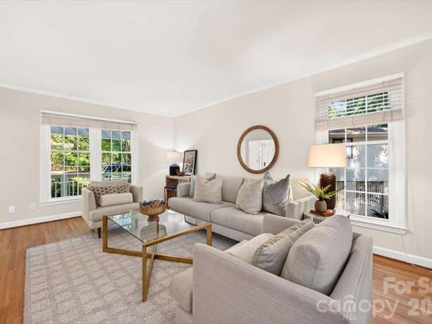 6607 Long Meadow Road, Charlotte, NC 28210.  MLS# CAR4427099, YatesRealty ID 53769. 