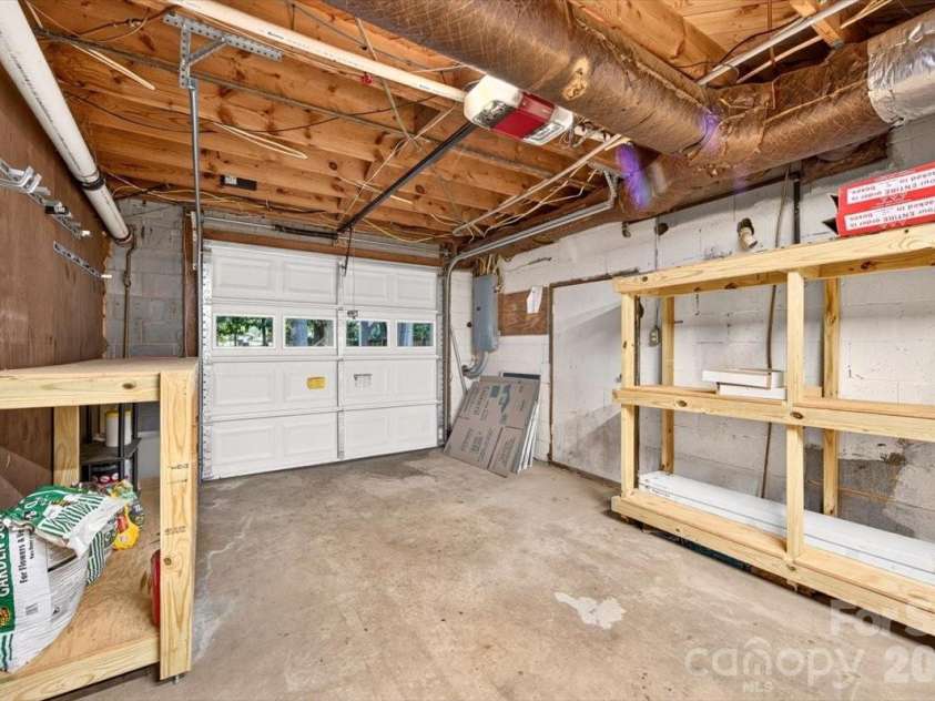 6607 Long Meadow Road, Charlotte, NC 28210.  MLS# CAR4427099, YatesRealty ID 53769. 