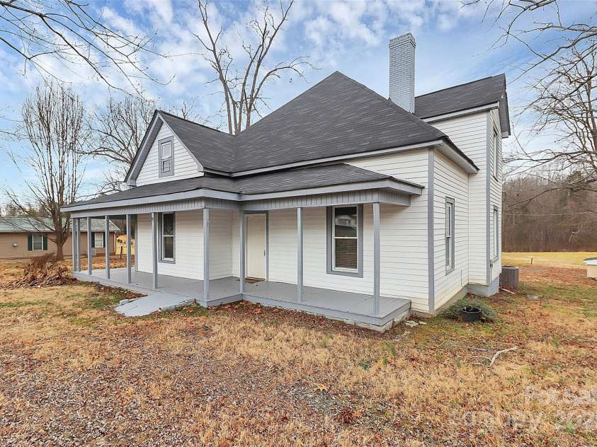 2520 Lower Stone Church Road, Rockwell, NC 28138.  MLS# CAR4217874, YatesRealty ID 5377. 