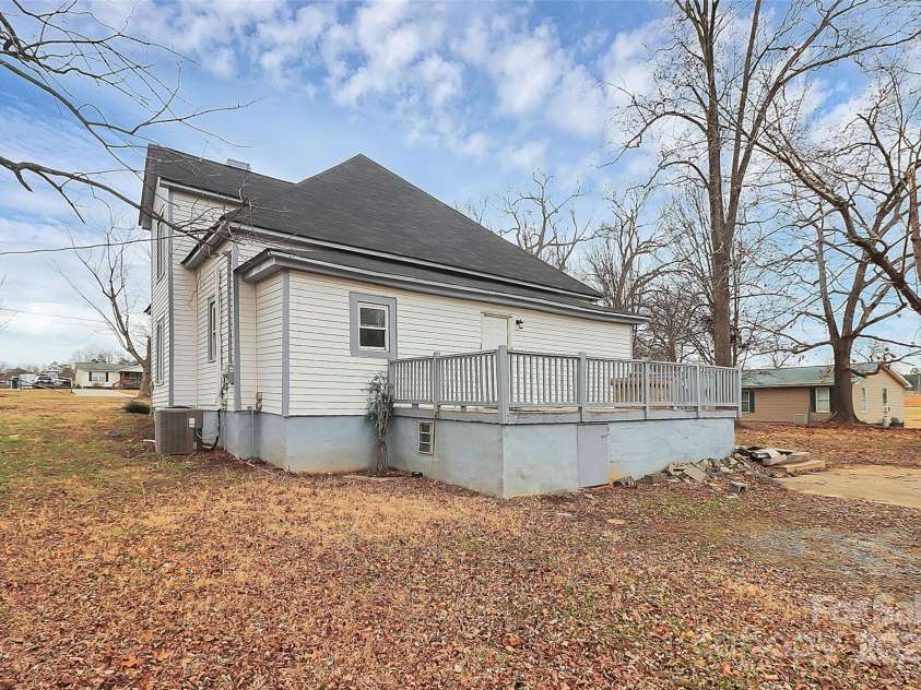 2520 Lower Stone Church Road, Rockwell, NC 28138.  MLS# CAR4217874, YatesRealty ID 5377. 