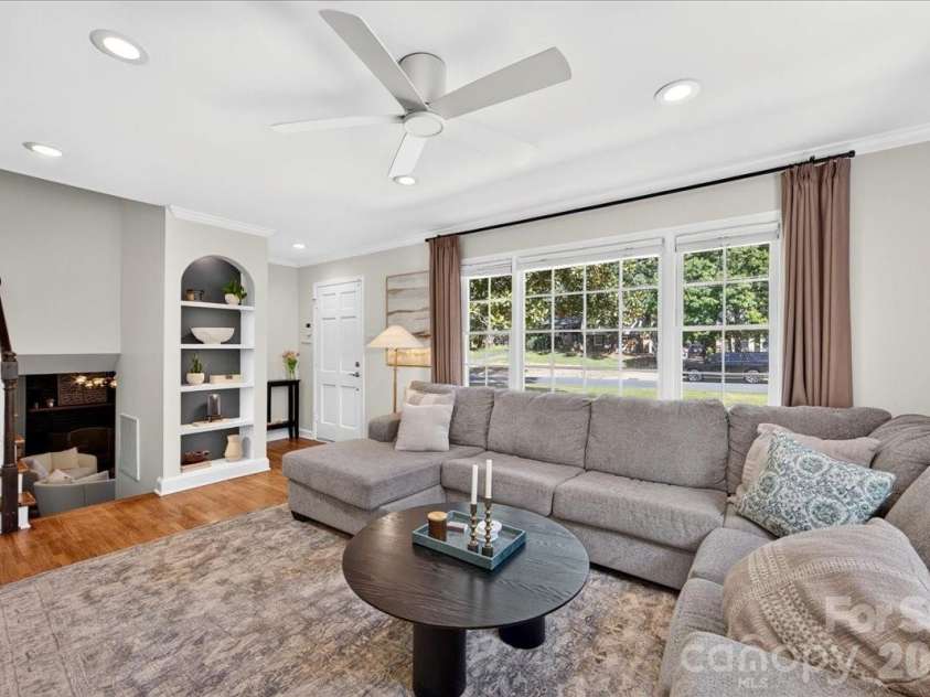 3914 Chandworth Road, Charlotte, NC 28210.  MLS# CAR4427362, YatesRealty ID 53770. 
