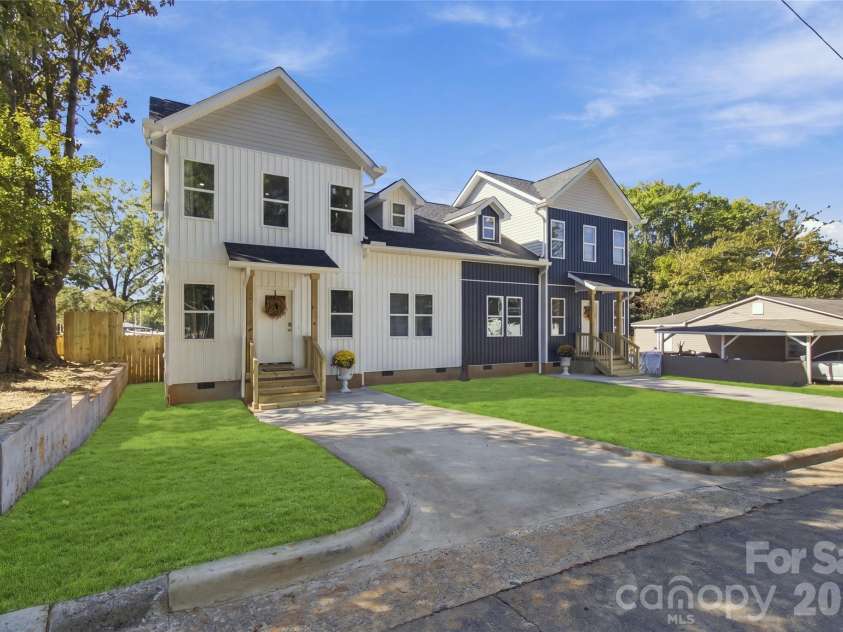 310 Melrose Drive, Concord, NC 28025.  MLS# CAR4428809, YatesRealty ID 53772. 