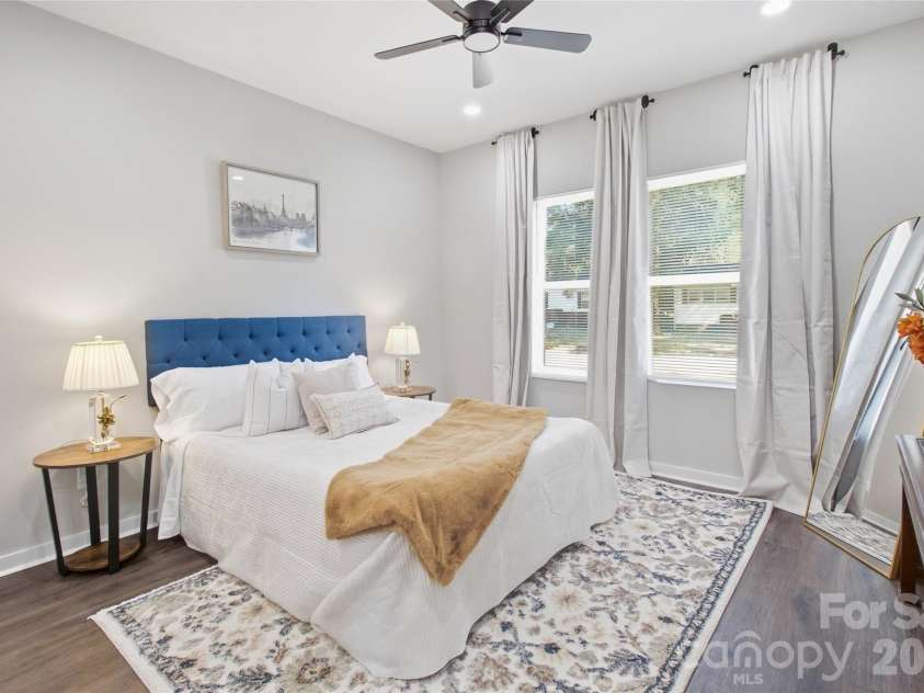 310 Melrose Drive, Concord, NC 28025.  MLS# CAR4428809, YatesRealty ID 53772. 