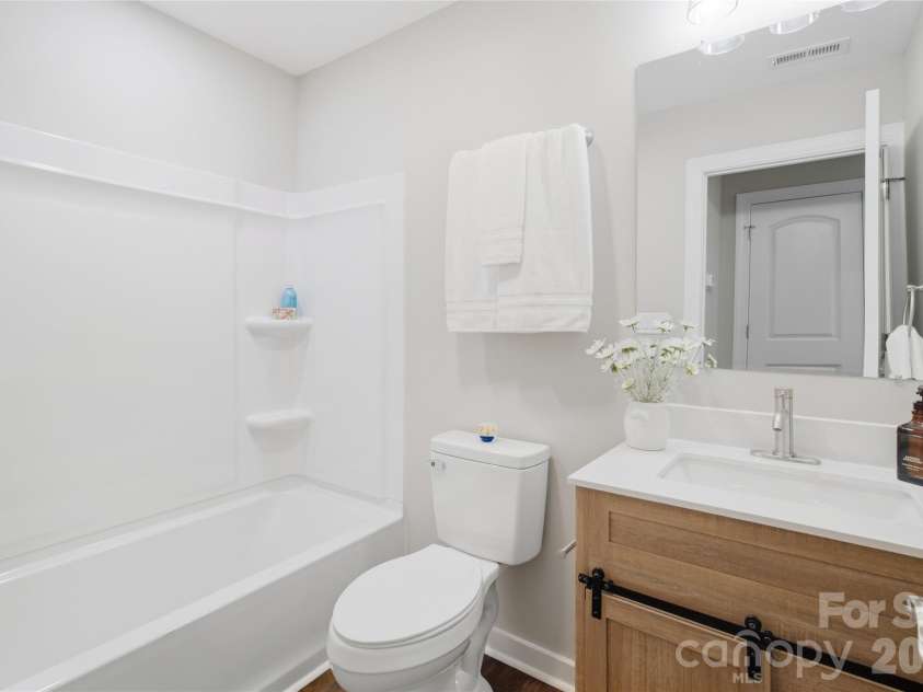 310 Melrose Drive, Concord, NC 28025.  MLS# CAR4428809, YatesRealty ID 53772. 