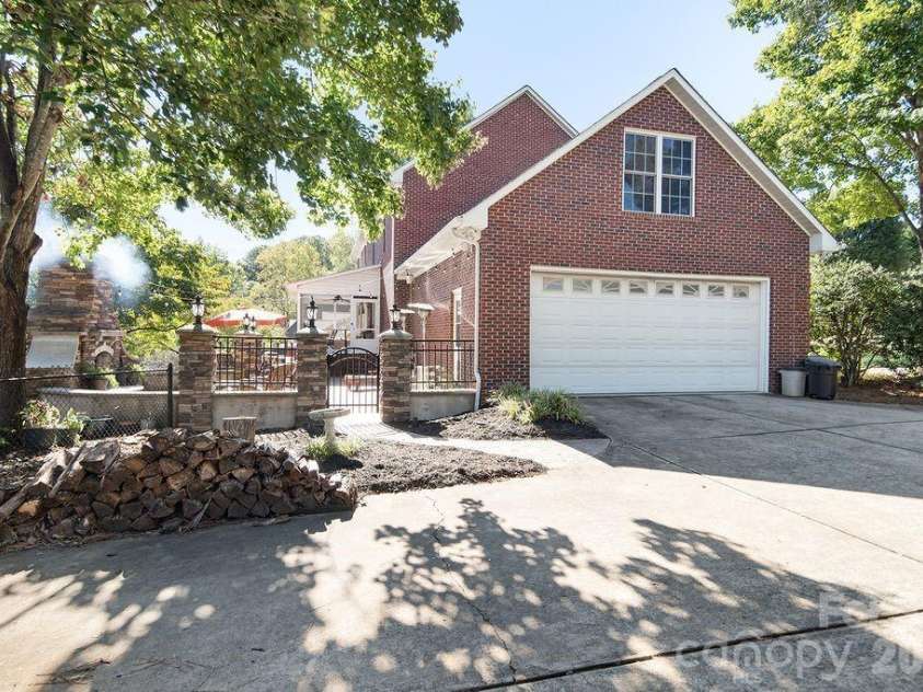 49320 Quail Trail Road, Norwood, NC 28128.  MLS# CAR4429109, YatesRealty ID 53773. 