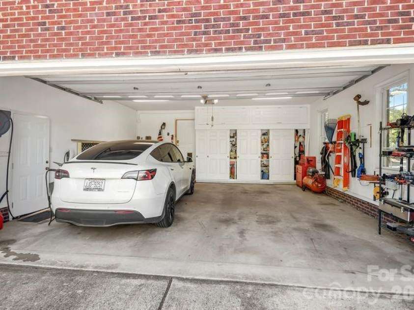 49320 Quail Trail Road, Norwood, NC 28128.  MLS# CAR4429109, YatesRealty ID 53773. 