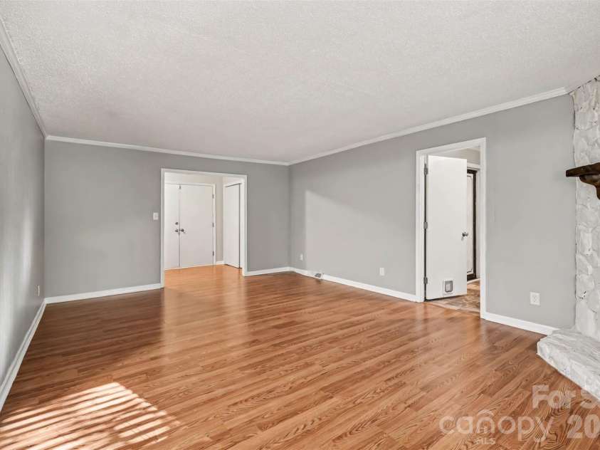 2519 Winterfield Drive, Gastonia, NC 28056.  MLS# CAR4410551, YatesRealty ID 53774. 