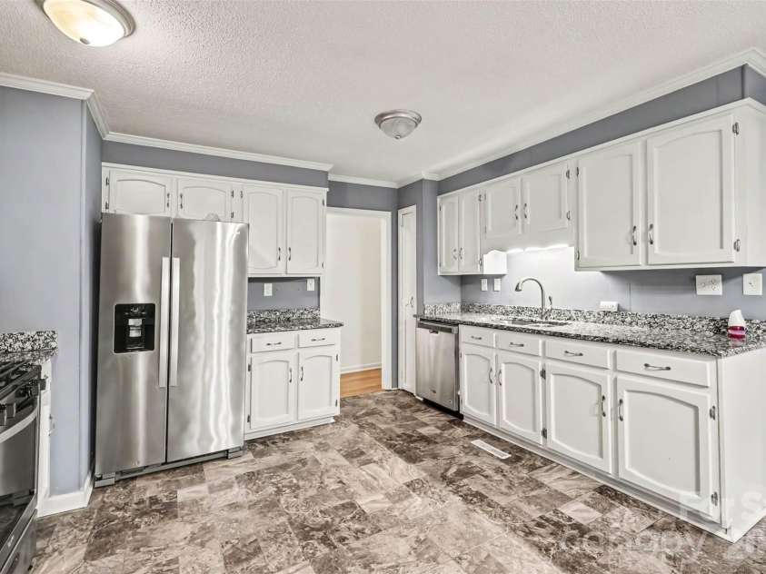 2519 Winterfield Drive, Gastonia, NC 28056.  MLS# CAR4410551, YatesRealty ID 53774. 