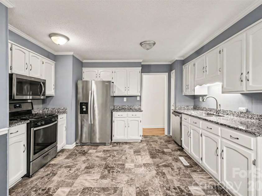 2519 Winterfield Drive, Gastonia, NC 28056.  MLS# CAR4410551, YatesRealty ID 53774. 