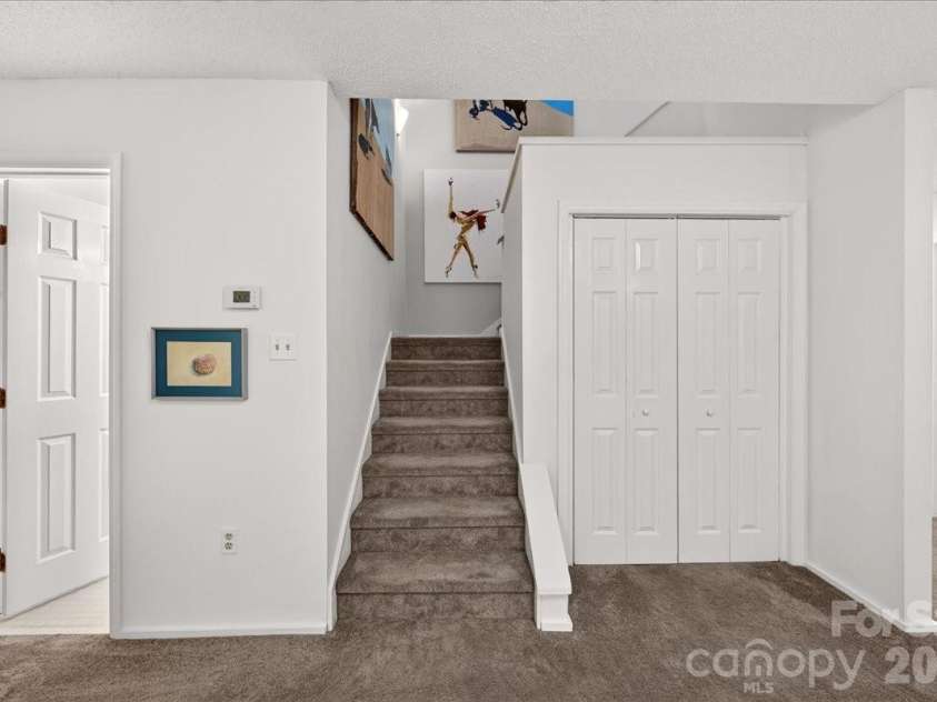 3240 Johnny Cake Lane, Charlotte, NC 28226.  MLS# CAR4425900, YatesRealty ID 53776. 