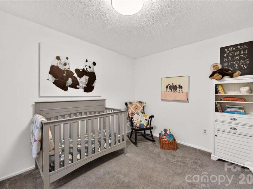 3240 Johnny Cake Lane, Charlotte, NC 28226.  MLS# CAR4425900, YatesRealty ID 53776. 