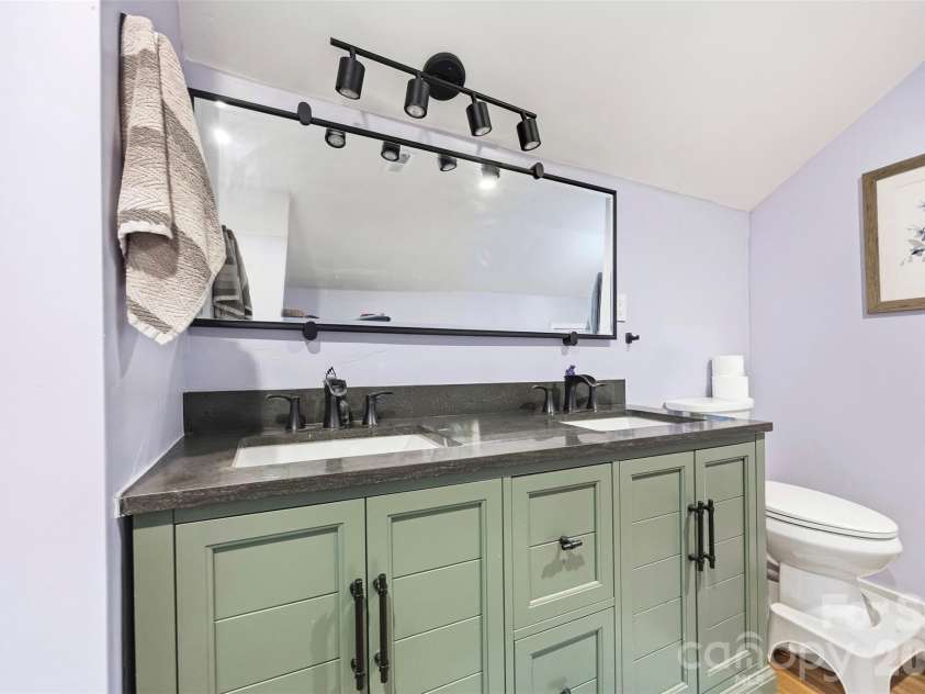 407 South Street, Gastonia, NC 28052.  MLS# CAR4429534, YatesRealty ID 53777. Primary bath upstairs