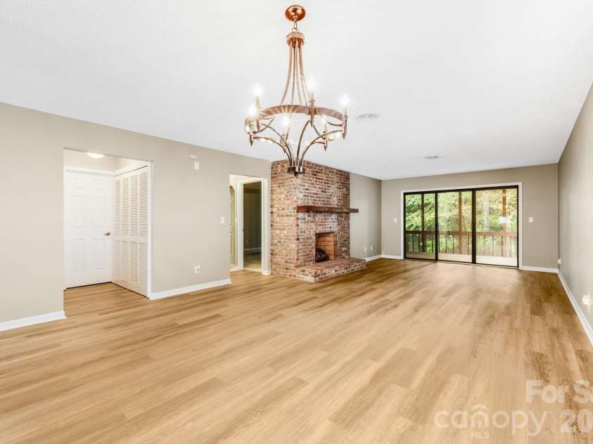 341 Britton Creek Court, Hendersonville, NC 28791.  MLS# CAR4427557, YatesRealty ID 53778. 