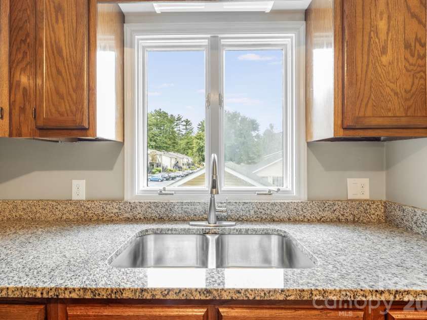 341 Britton Creek Court, Hendersonville, NC 28791.  MLS# CAR4427557, YatesRealty ID 53778. 
