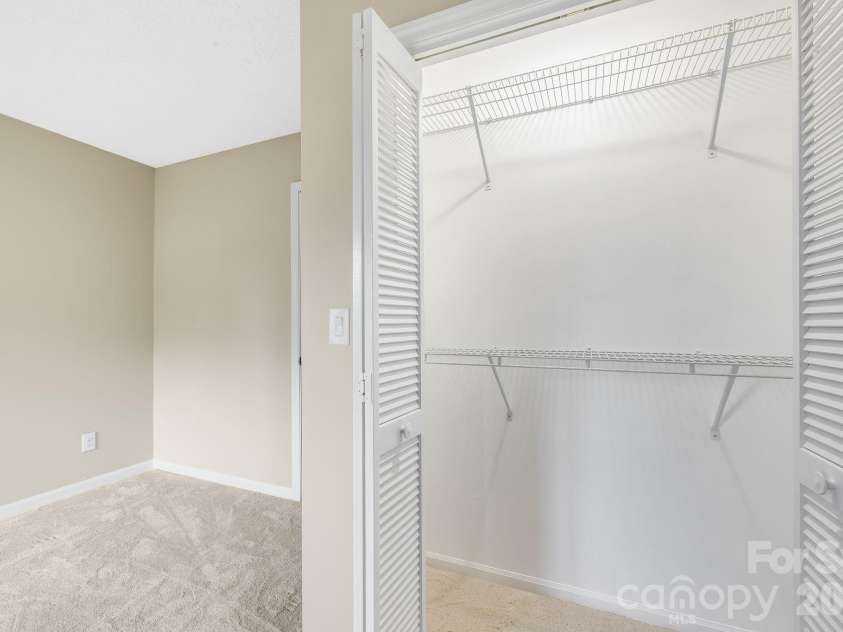 341 Britton Creek Court, Hendersonville, NC 28791.  MLS# CAR4427557, YatesRealty ID 53778. 