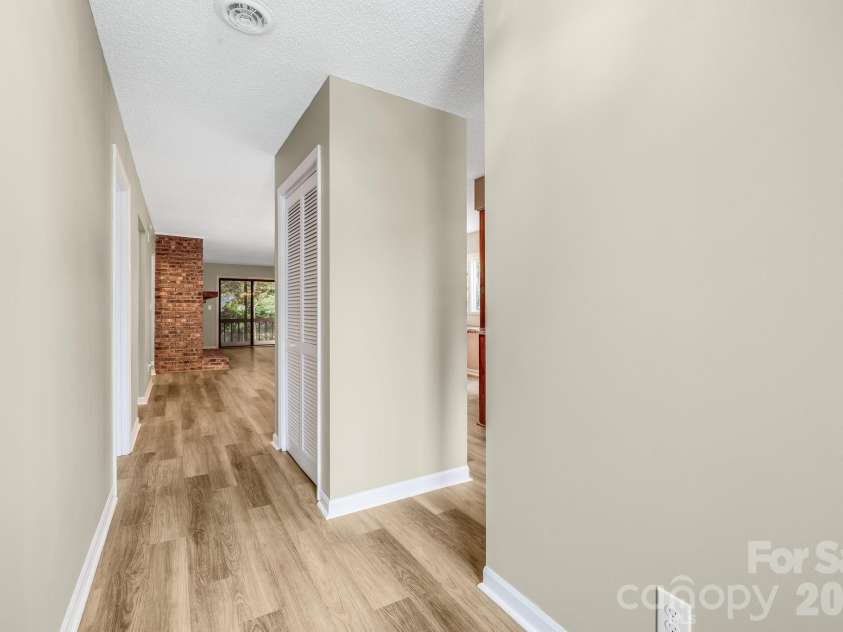 341 Britton Creek Court, Hendersonville, NC 28791.  MLS# CAR4427557, YatesRealty ID 53778. 