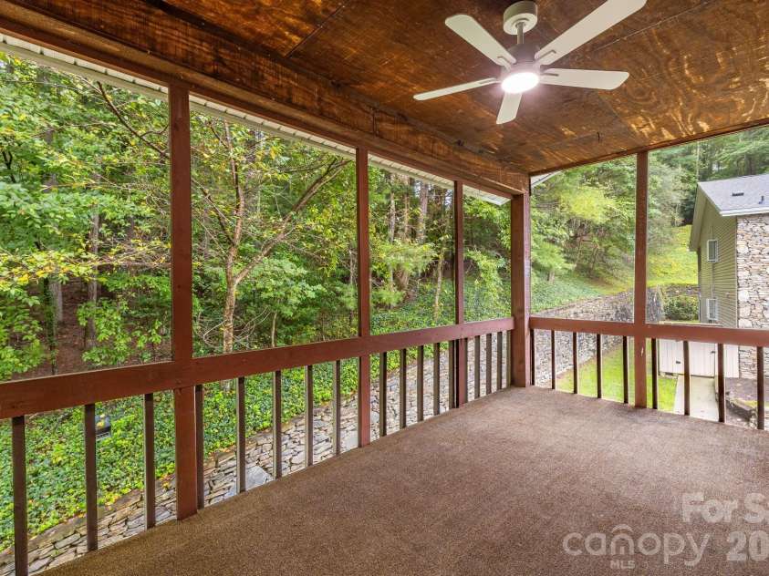 341 Britton Creek Court, Hendersonville, NC 28791.  MLS# CAR4427557, YatesRealty ID 53778. 
