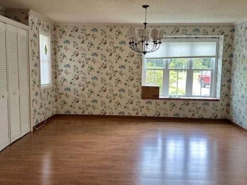 106 Dons Court, Shelby, NC 28150.  MLS# CAR4182883, YatesRealty ID 5378. DINING ROOM