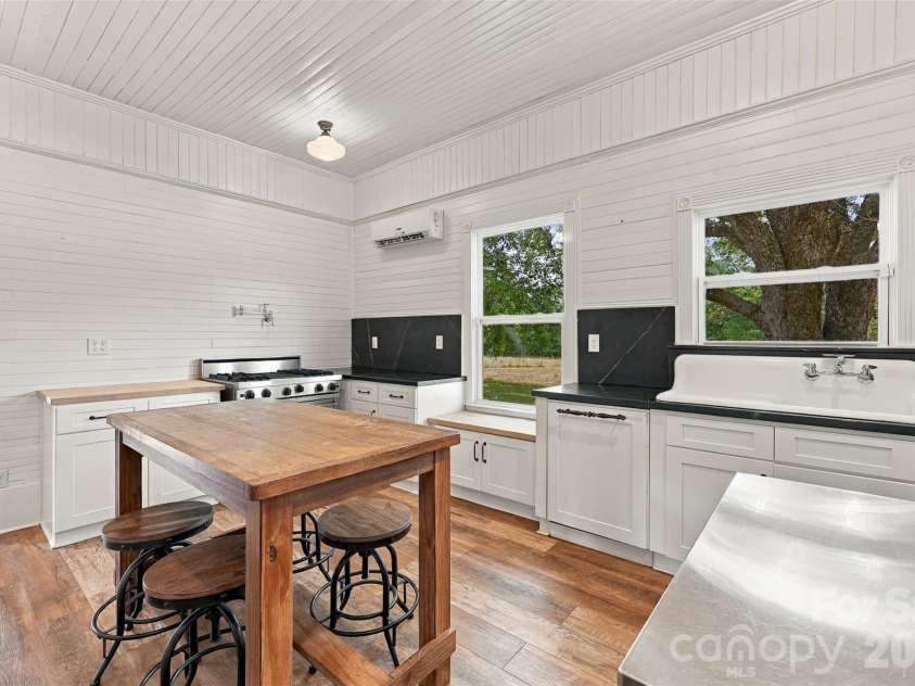 318 Sellers Watson Lane, Ruby, SC 29741.  MLS# CAR4429353, YatesRealty ID 53781. 