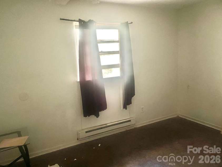 419 Rocky Brook Drive, Shelby, NC 28150.  MLS# CAR4429887, YatesRealty ID 53782. 