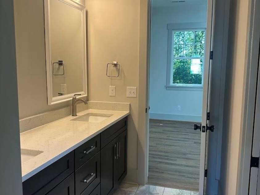 113 Todd Drive, Concord, NC 28025.  MLS# CAR4423232, YatesRealty ID 53783. Adjoining bathroom for bedrooms 2 & 3
