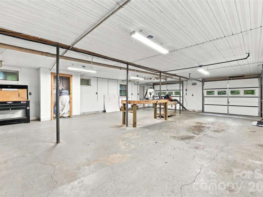 75 Crosswick Lane, Hendersonville, NC 28739.  MLS# CAR4418925, YatesRealty ID 53785. 
