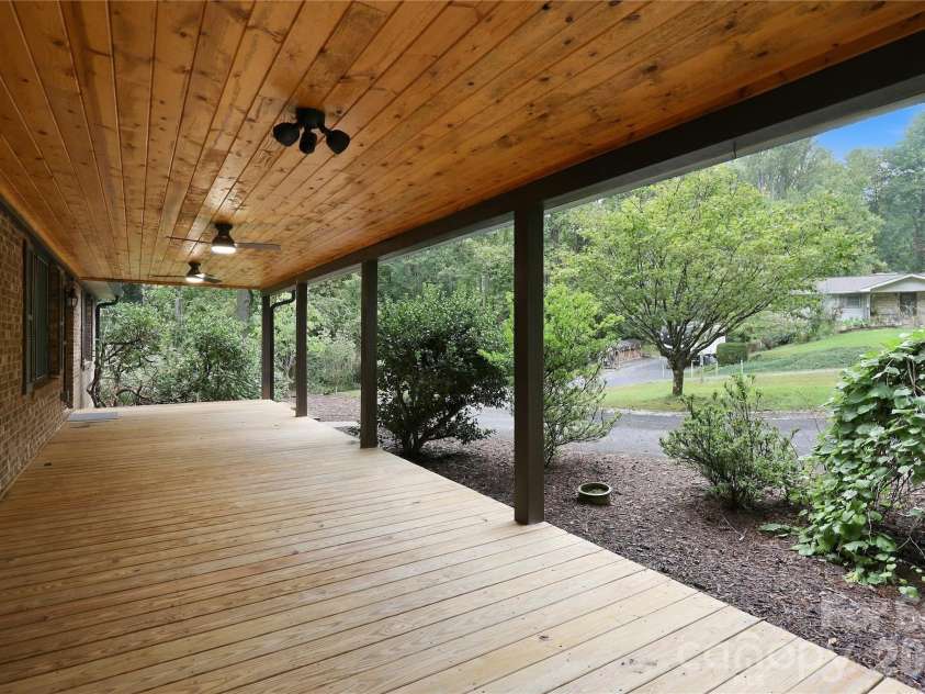 75 Crosswick Lane, Hendersonville, NC 28739.  MLS# CAR4418925, YatesRealty ID 53785. Large Front Porch -