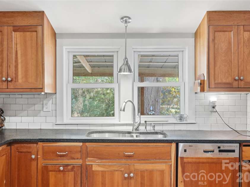 807 218 Highway, Monroe, NC 28110.  MLS# CAR4428091, YatesRealty ID 53786. Kitchen