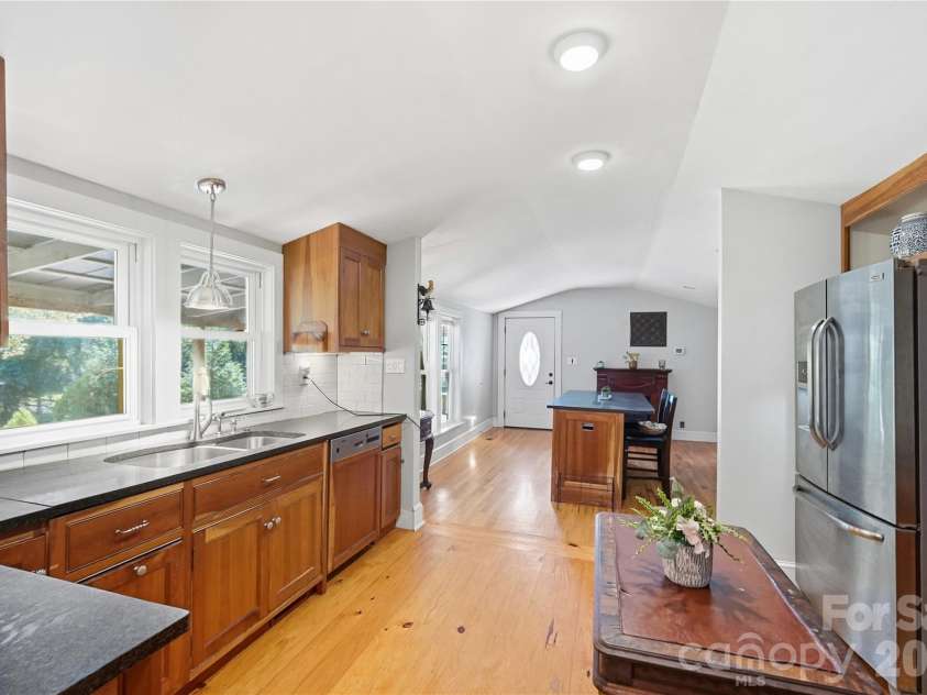807 218 Highway, Monroe, NC 28110.  MLS# CAR4428091, YatesRealty ID 53786. Kitchen