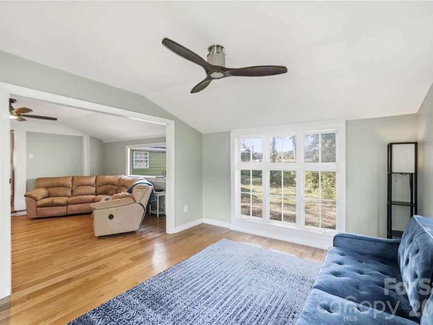 807 218 Highway, Monroe, NC 28110.  MLS# CAR4428091, YatesRealty ID 53786. Sunroom