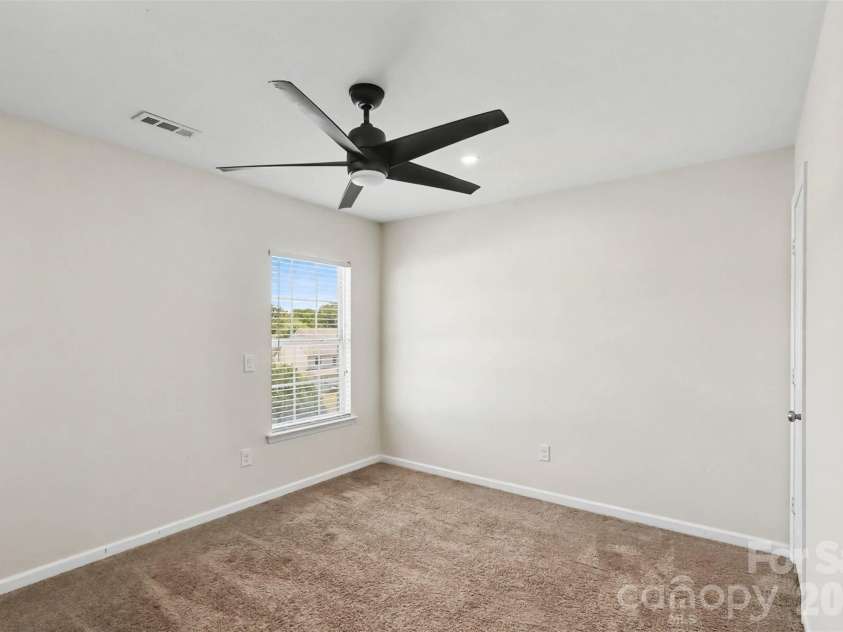 8824 Merrie Rose Avenue, Charlotte, NC 28213.  MLS# CAR4429042, YatesRealty ID 53787. 