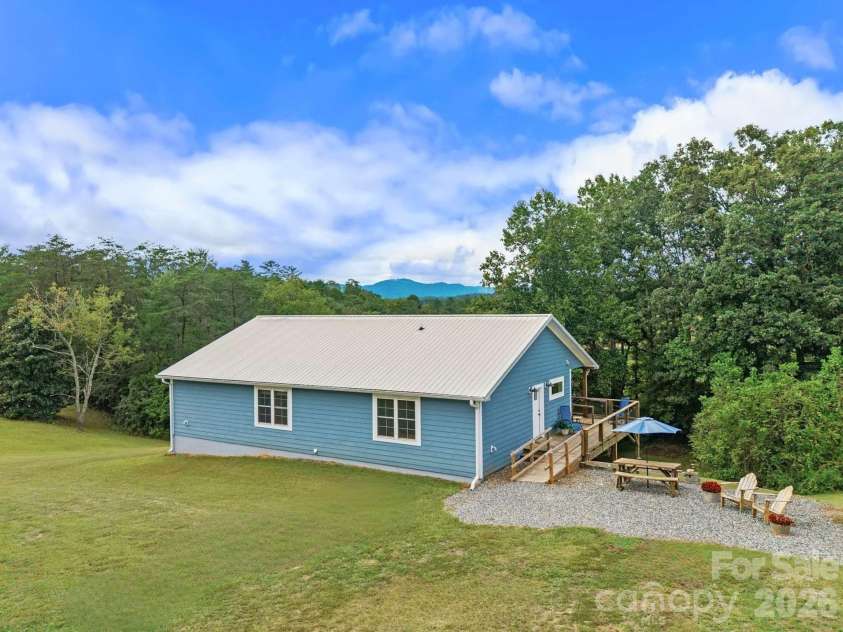 140 Gun Club Drive, Marshall, NC 28753.  MLS# CAR4429674, YatesRealty ID 53788. 