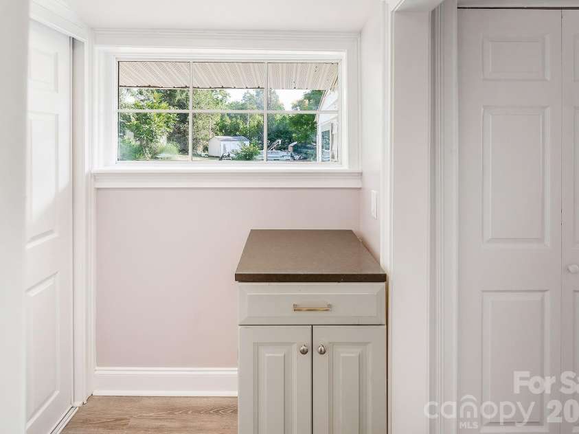 109 Julia Avenue, Belmont, NC 28012.  MLS# CAR4429794, YatesRealty ID 53789. 