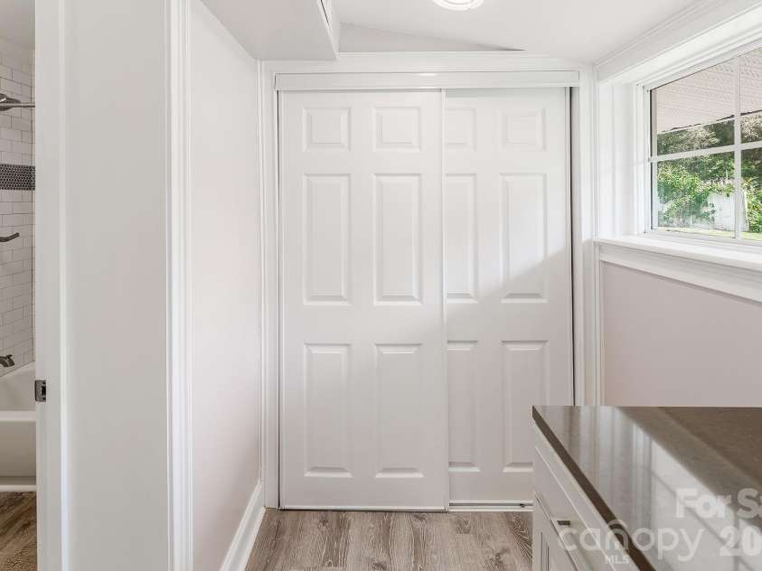 109 Julia Avenue, Belmont, NC 28012.  MLS# CAR4429794, YatesRealty ID 53789. 