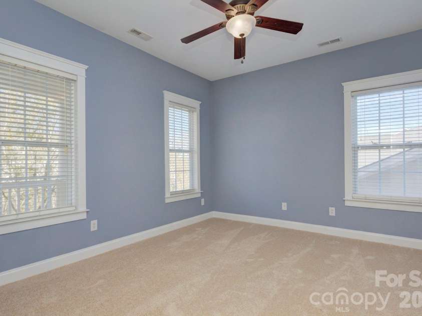 15324 Barnsbury Drive, Huntersville, NC 28078.  MLS# CAR4358717, YatesRealty ID 5379. Secondary bedroom
