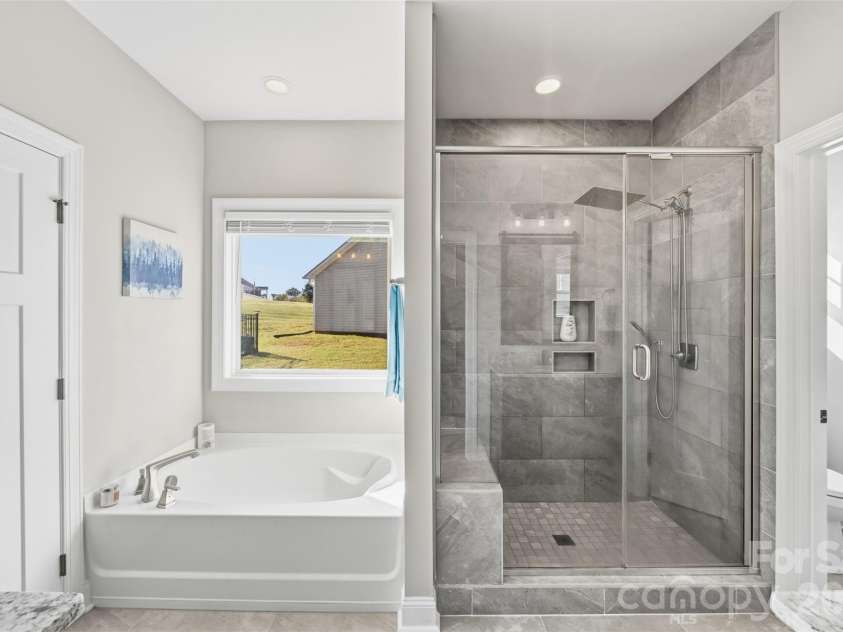 203 Garden View Lane, Shelby, NC 28152.  MLS# CAR4429458, YatesRealty ID 53790. 
