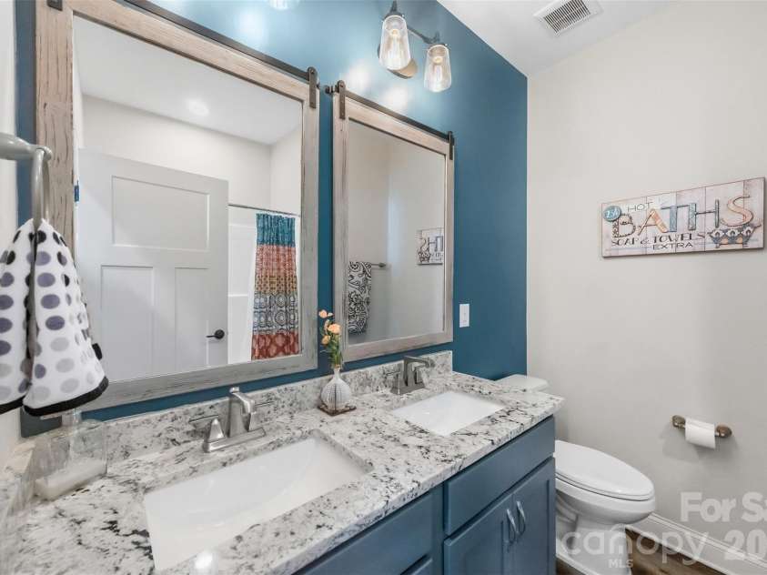 203 Garden View Lane, Shelby, NC 28152.  MLS# CAR4429458, YatesRealty ID 53790. 