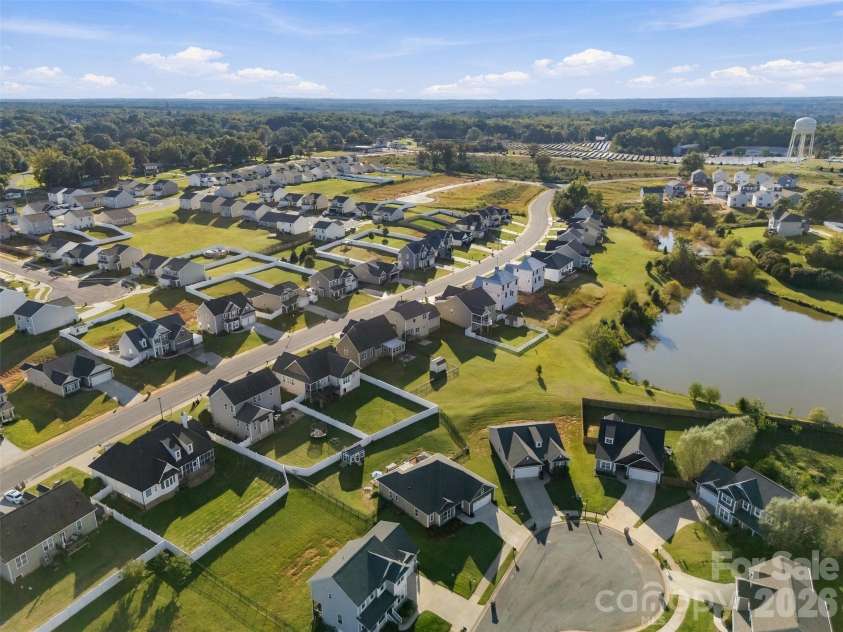 203 Garden View Lane, Shelby, NC 28152.  MLS# CAR4429458, YatesRealty ID 53790. 