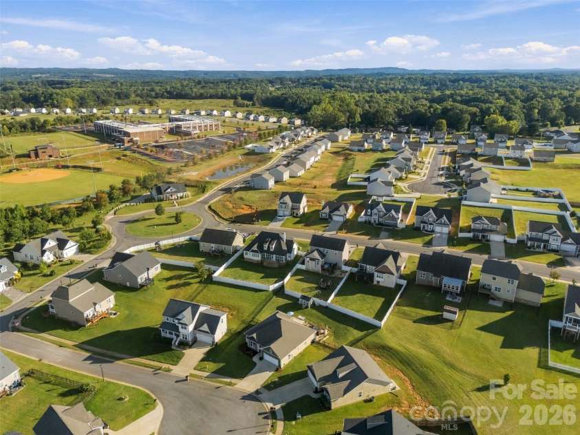 203 Garden View Lane, Shelby, NC 28152.  MLS# CAR4429458, YatesRealty ID 53790. 