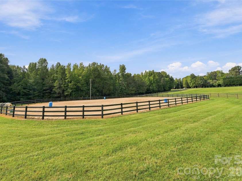 1125 Ballpark Drive, Mooresville, NC 28115.  MLS# CAR4426293, YatesRealty ID 53791. 