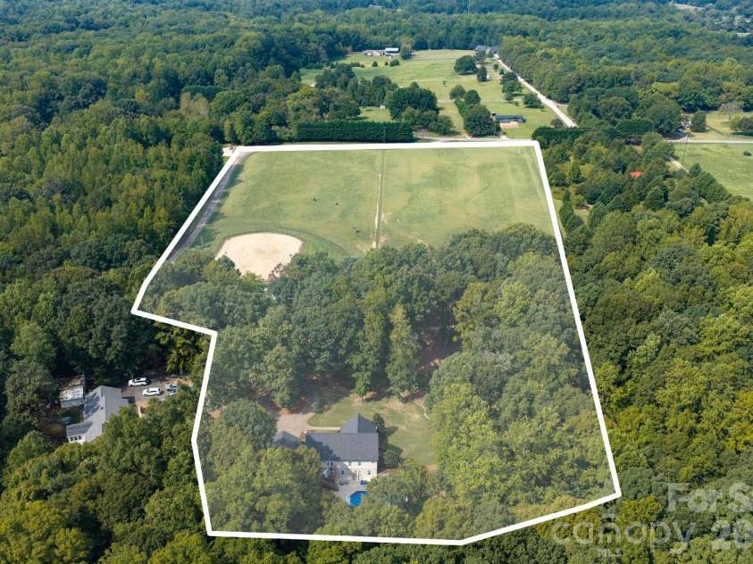 1125 Ballpark Drive, Mooresville, NC 28115.  MLS# CAR4426293, YatesRealty ID 53791. Approximate land layout