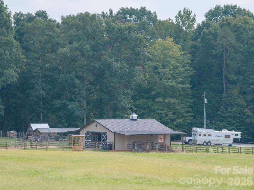1125 Ballpark Drive, Mooresville, NC 28115.  MLS# CAR4426293, YatesRealty ID 53791. Barn