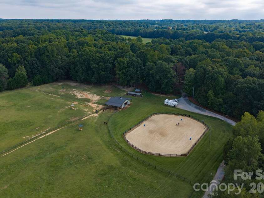 1125 Ballpark Drive, Mooresville, NC 28115.  MLS# CAR4426293, YatesRealty ID 53791. Corral