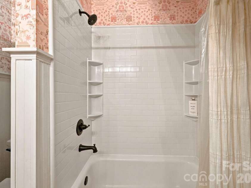 1125 Ballpark Drive, Mooresville, NC 28115.  MLS# CAR4426293, YatesRealty ID 53791. Main level bathroom